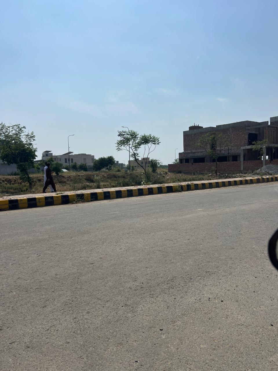 WhatsApp Image 2026-05-09 at 6.04.53 PM (1) 1 Kanal Pair Plot For sale in DHA Phase 8 lahore