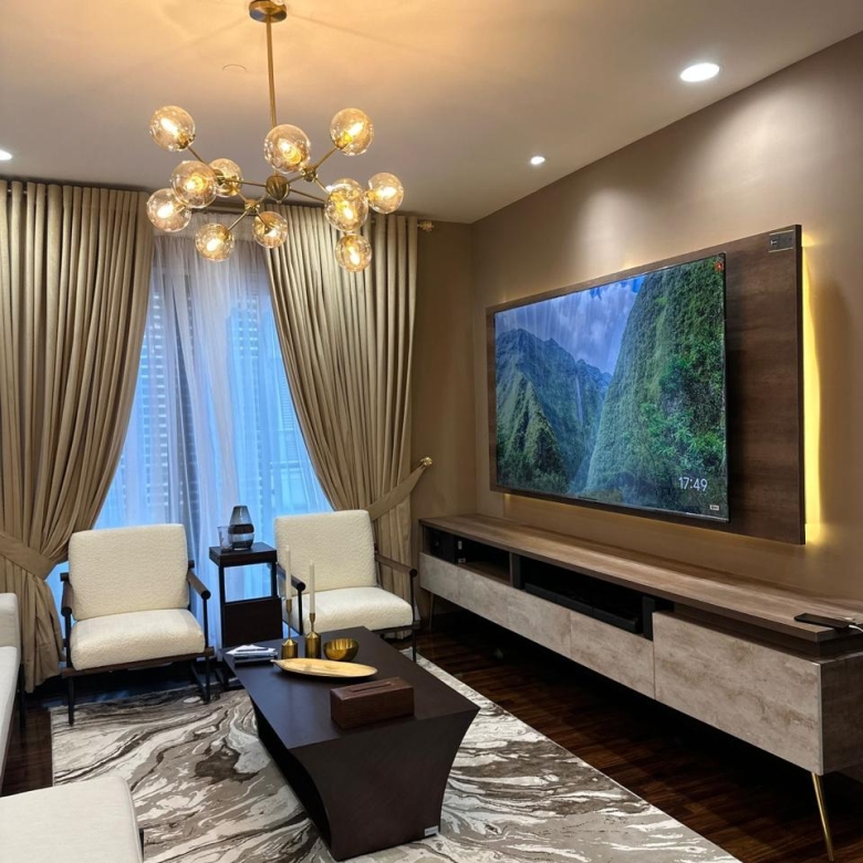 3 bed luxury Furnished apartment For sale in penta square DHA phase 5 lahore